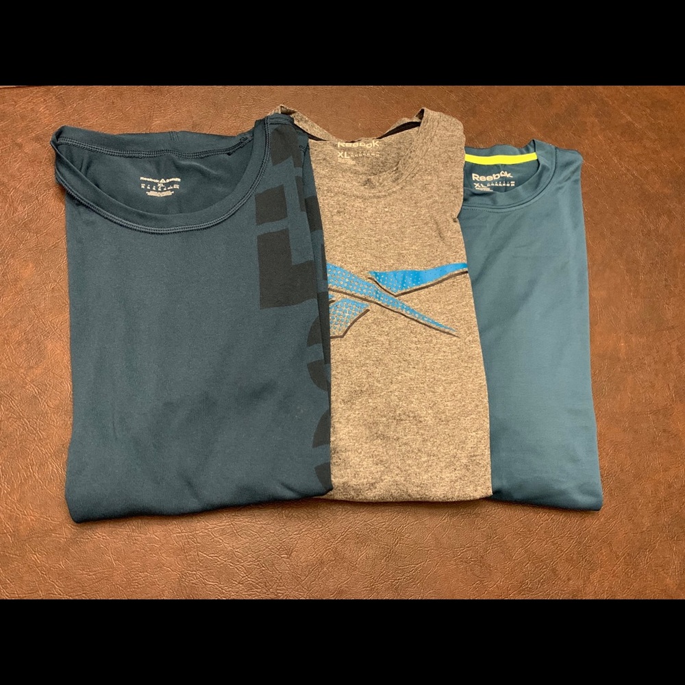 Lot of 3 Men’s REEBOK T-Shirts -Size XL